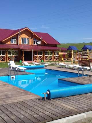 Гостиница Усадьба Славная Чепош-0